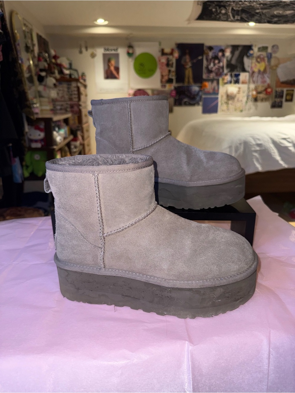 UGG Classic Ultra Mini Platform Boots Grey – Size 8 - Picture 5 of 14